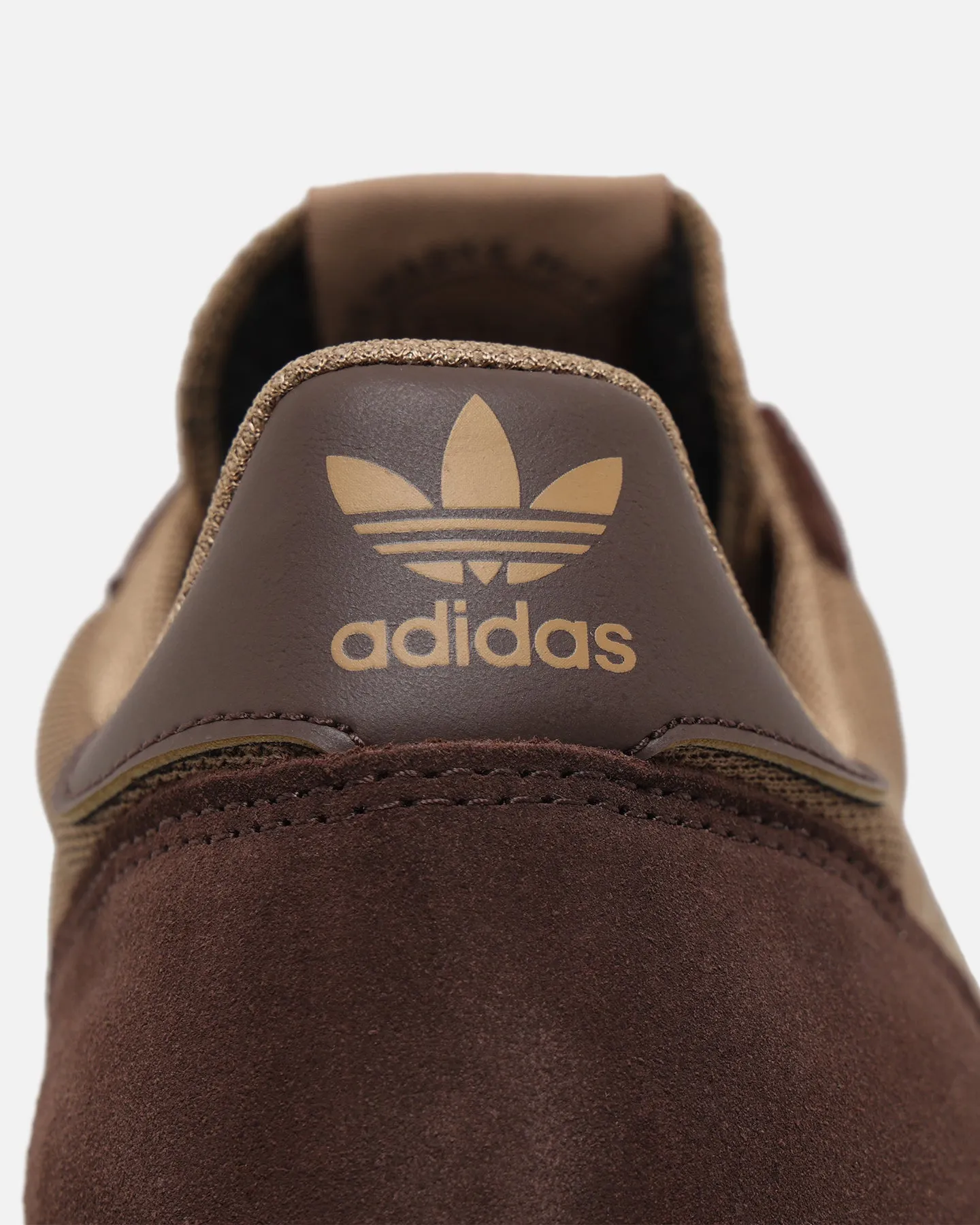 Adidas R71 Cardboard